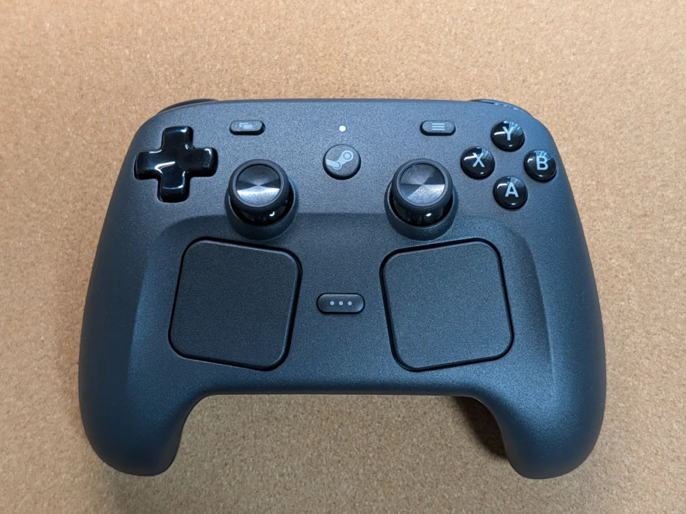 Steam Controller（2026）正面側
